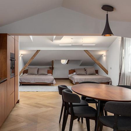 Roze Brivzemnieka Apartments Liepaja Ngoại thất bức ảnh