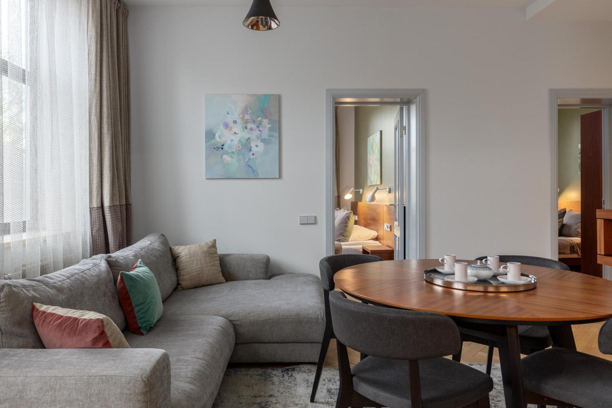 Roze Brivzemnieka Apartments Liepaja Ngoại thất bức ảnh